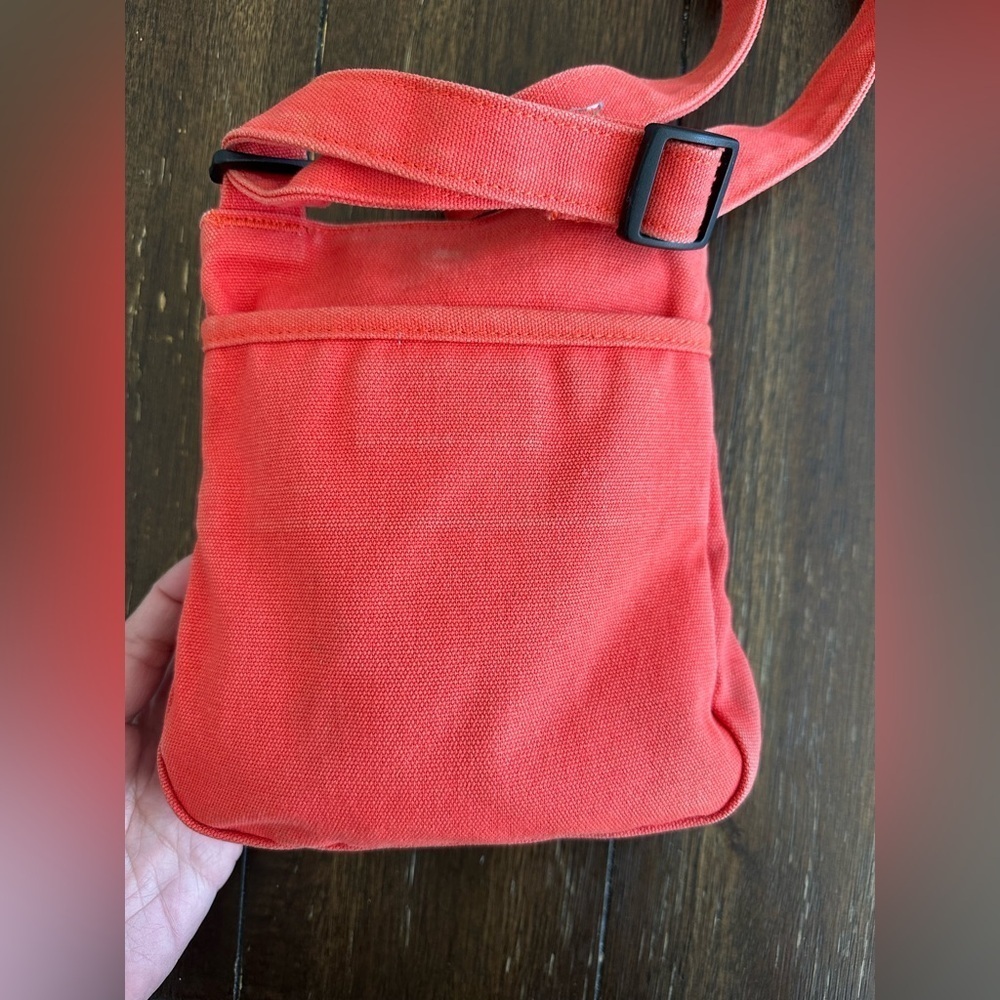 Kavu Keeper Sling Bag View 5